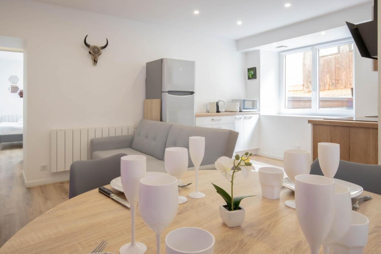 Cosmo Ideal Famille Rue Carnot Annecy Exterior foto